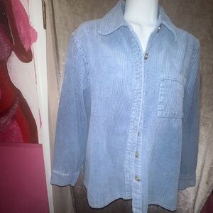 Cordero Serengeti | Retro Button Down Top | Size M
💙 Light Blue | Ready to Ship